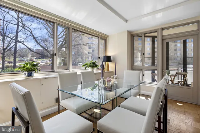 $525,000 | 4101 Cathedral Avenue Northwest, Unit 611, Washington, DC 20016