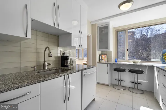 $525,000 | 4101 Cathedral Avenue Northwest, Unit 611, Washington, DC 20016