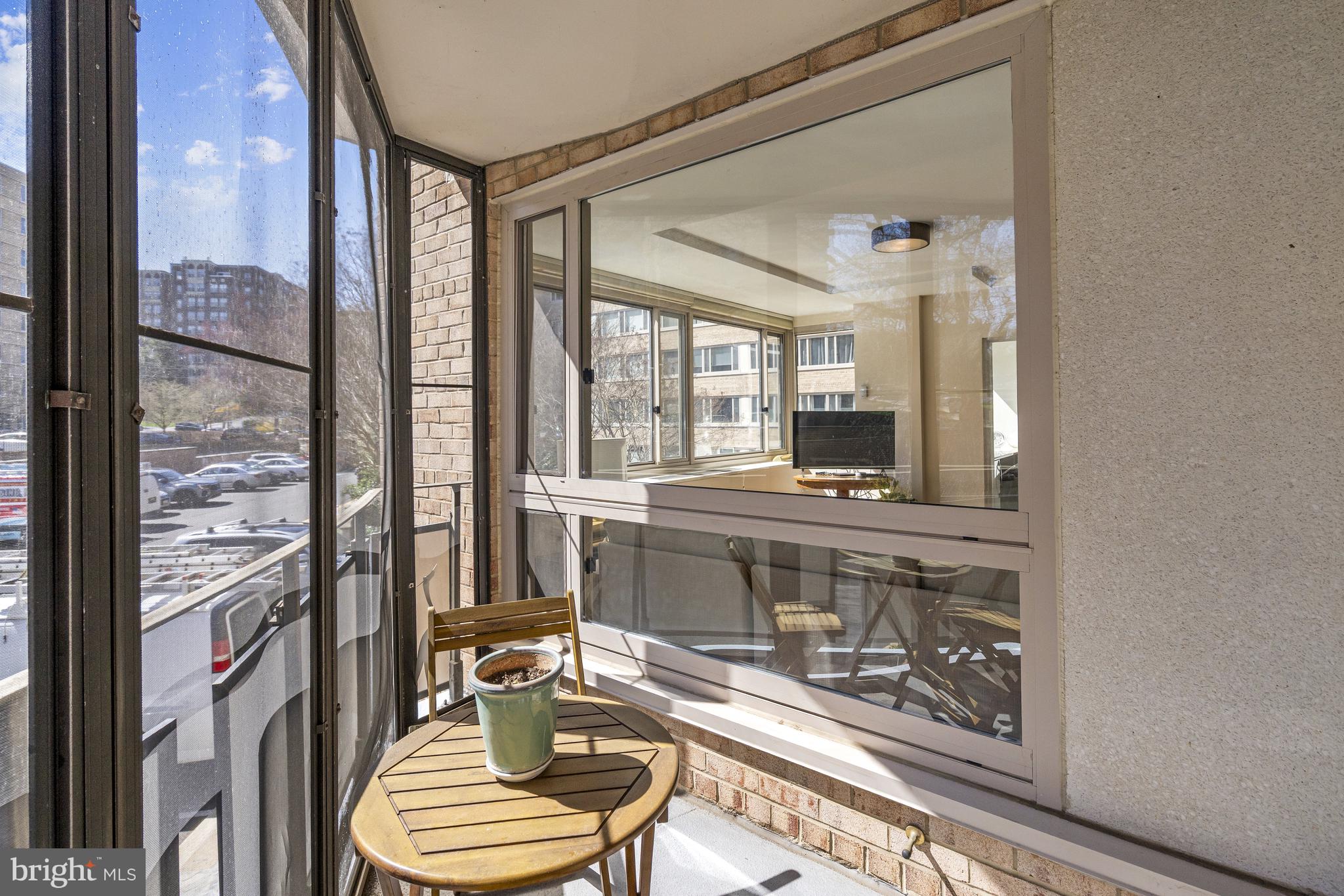 4101 Cathedral Avenue Northwest, Unit 611 Washington, DC 20016 - Photo 25 of 36