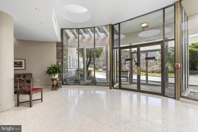 $525,000 | 4101 Cathedral Avenue Northwest, Unit 611, Washington, DC 20016