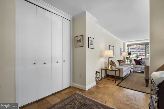 $525,000 | 4101 Cathedral Avenue Northwest, Unit 611, Washington, DC 20016