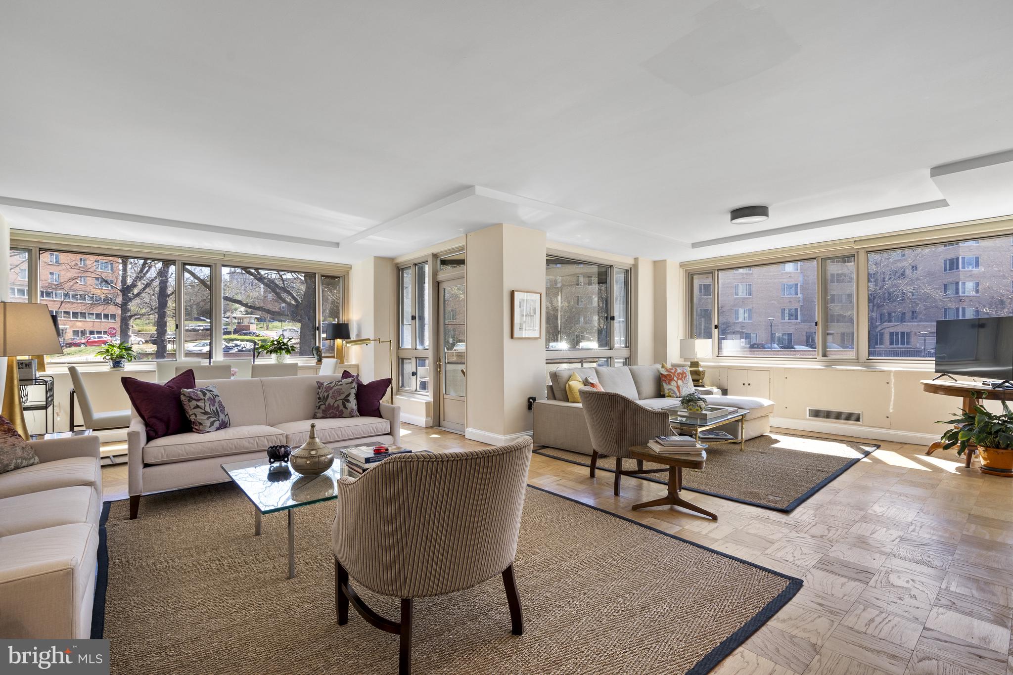 4101 Cathedral Avenue Northwest, Unit 611 Washington, DC 20016 - Photo 7 of 36