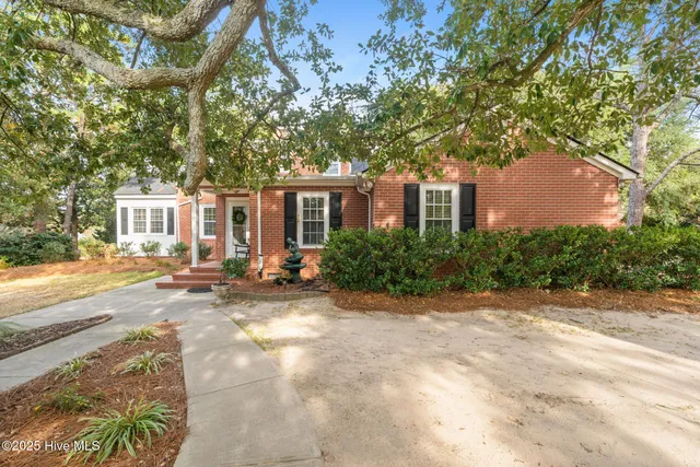 $299,000 | 607 Rollins Avenue, Hamlet, NC 28345