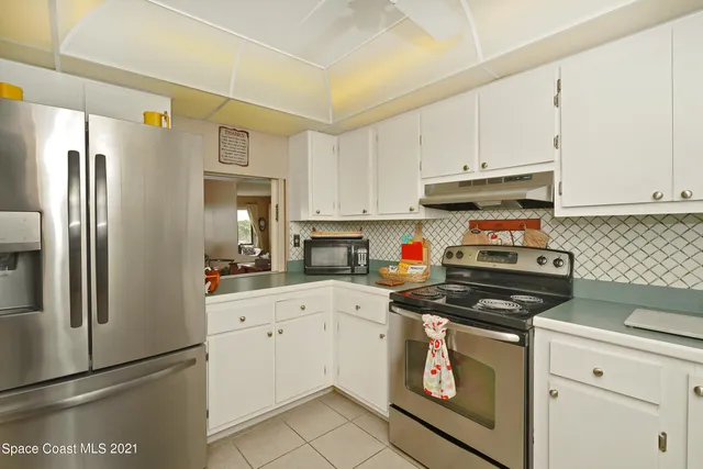 $2,150 | 4600 Ocean Beach Boulevard, Unit 109, Cocoa Beach, FL 32931