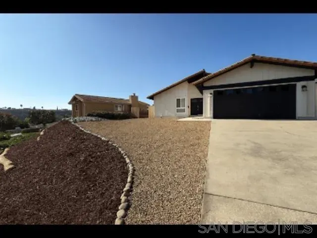 $4,195 | 7492 Margerum Avenue, San Diego, CA 92120