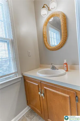 $347,000 | 1049 Barnside Road, Allentown, PA 18103