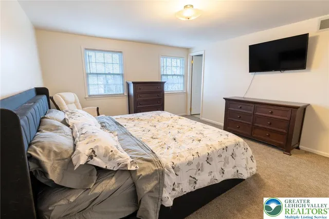 $347,000 | 1049 Barnside Road, Allentown, PA 18103