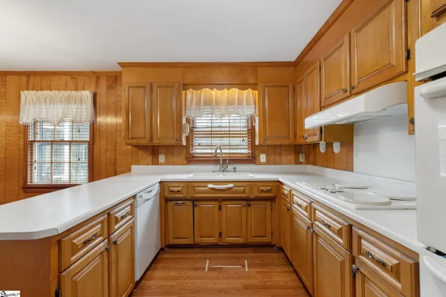 $484,900 | 2 Woodfern Circle, Greenville, SC 29615