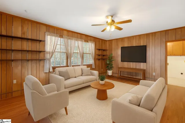 $484,900 | 2 Woodfern Circle, Greenville, SC 29615