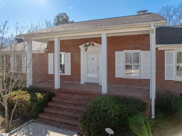 $484,900 | 2 Woodfern Circle, Greenville, SC 29615