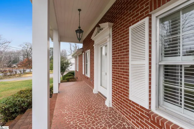 $484,900 | 2 Woodfern Circle, Greenville, SC 29615