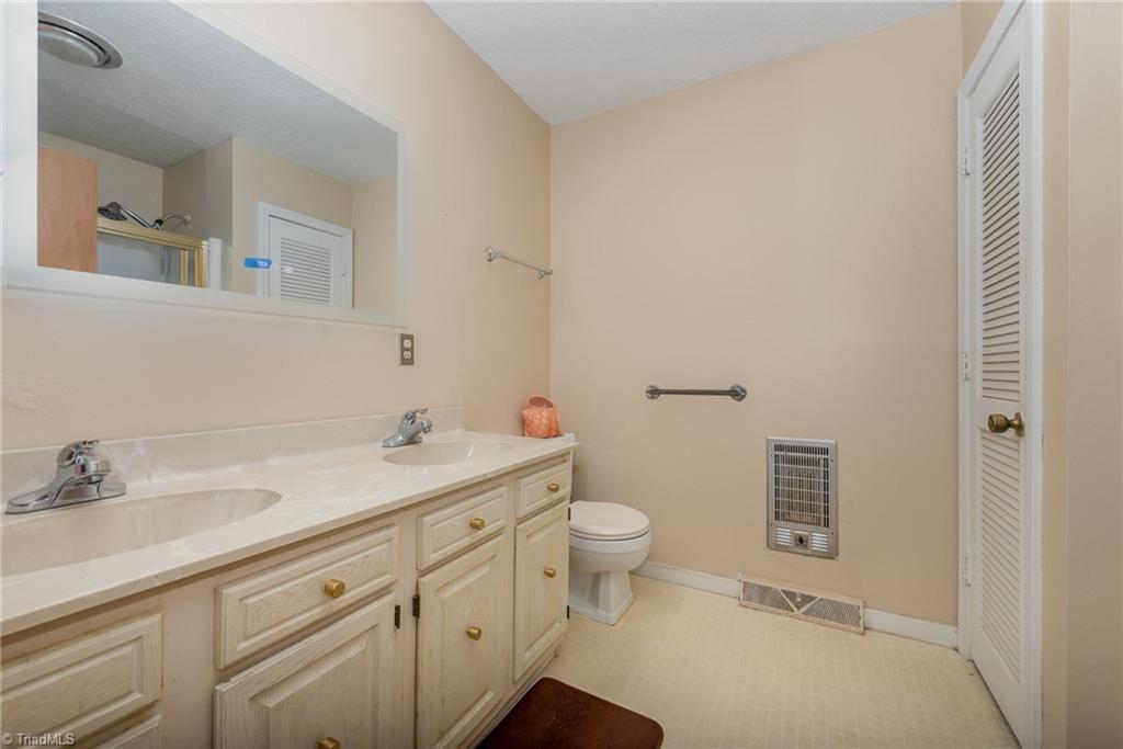 176 South Angell Road Mocksville, NC 27028 - Photo 15 of 27 Gallery Image 15