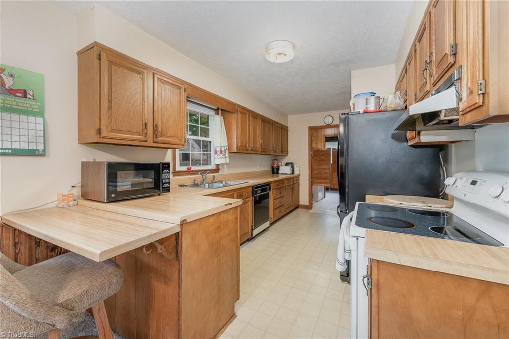 176 South Angell Road Mocksville, NC 27028 - Photo 8 of 27 Gallery Image 8