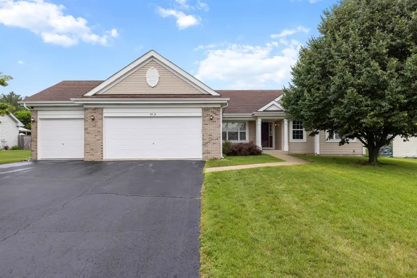 $325,000 | 9219 Corriedale Run, Roscoe, IL 61073