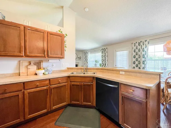 $2,375 | 1216 Benning Place, Pensacola, FL 32506