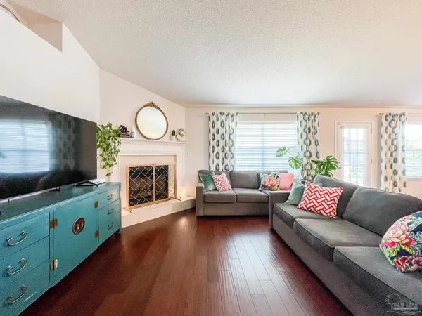 $2,375 | 1216 Benning Place, Pensacola, FL 32506