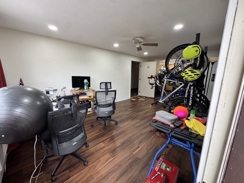 14 A Mayberry Drive, Unit 10 Westborough, MA 01581 - Photo 9 of 25 a living room with furniture