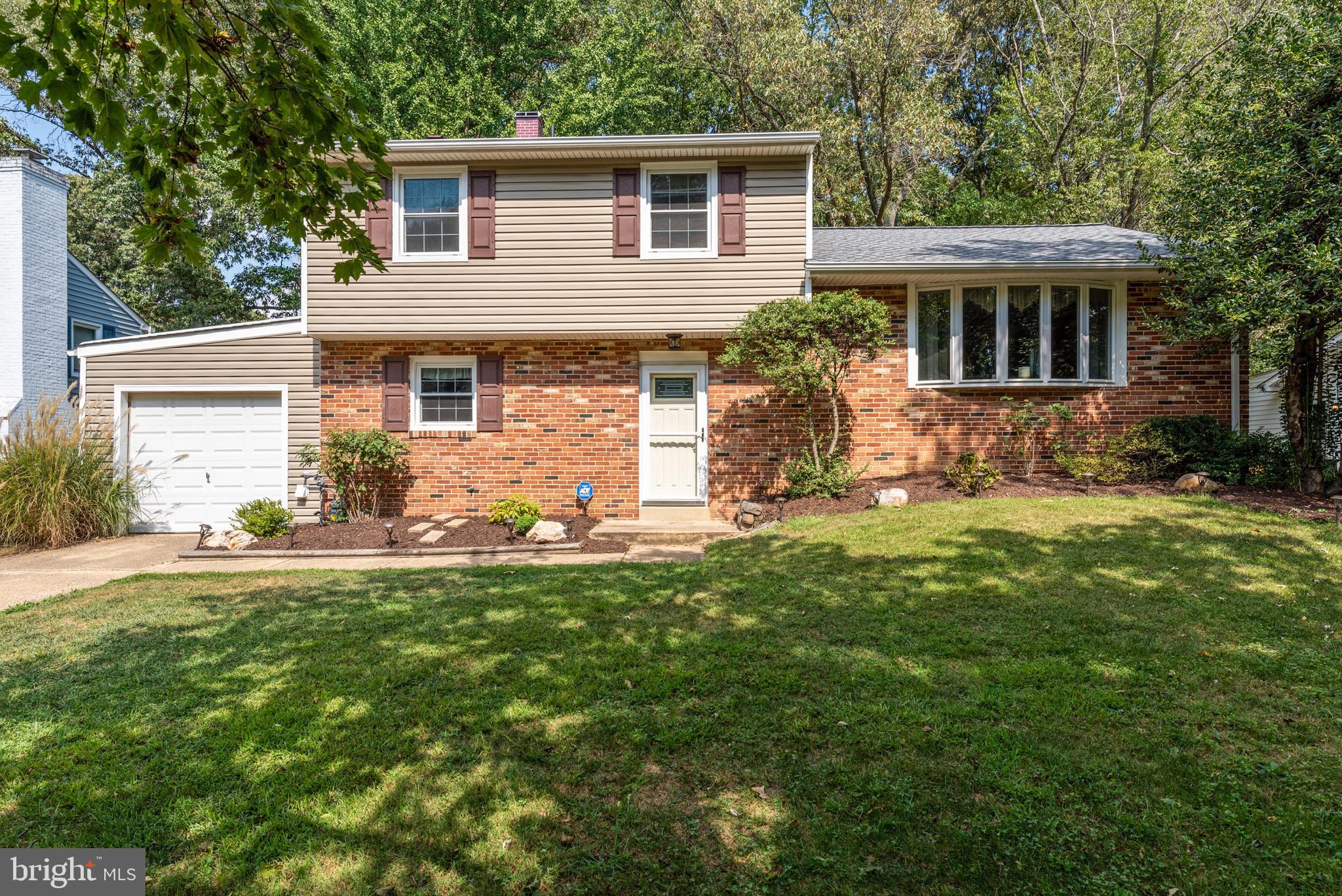 16 Severndale Road Severna Park, MD 21146 - Photo 1 of 37 Gallery Image 1