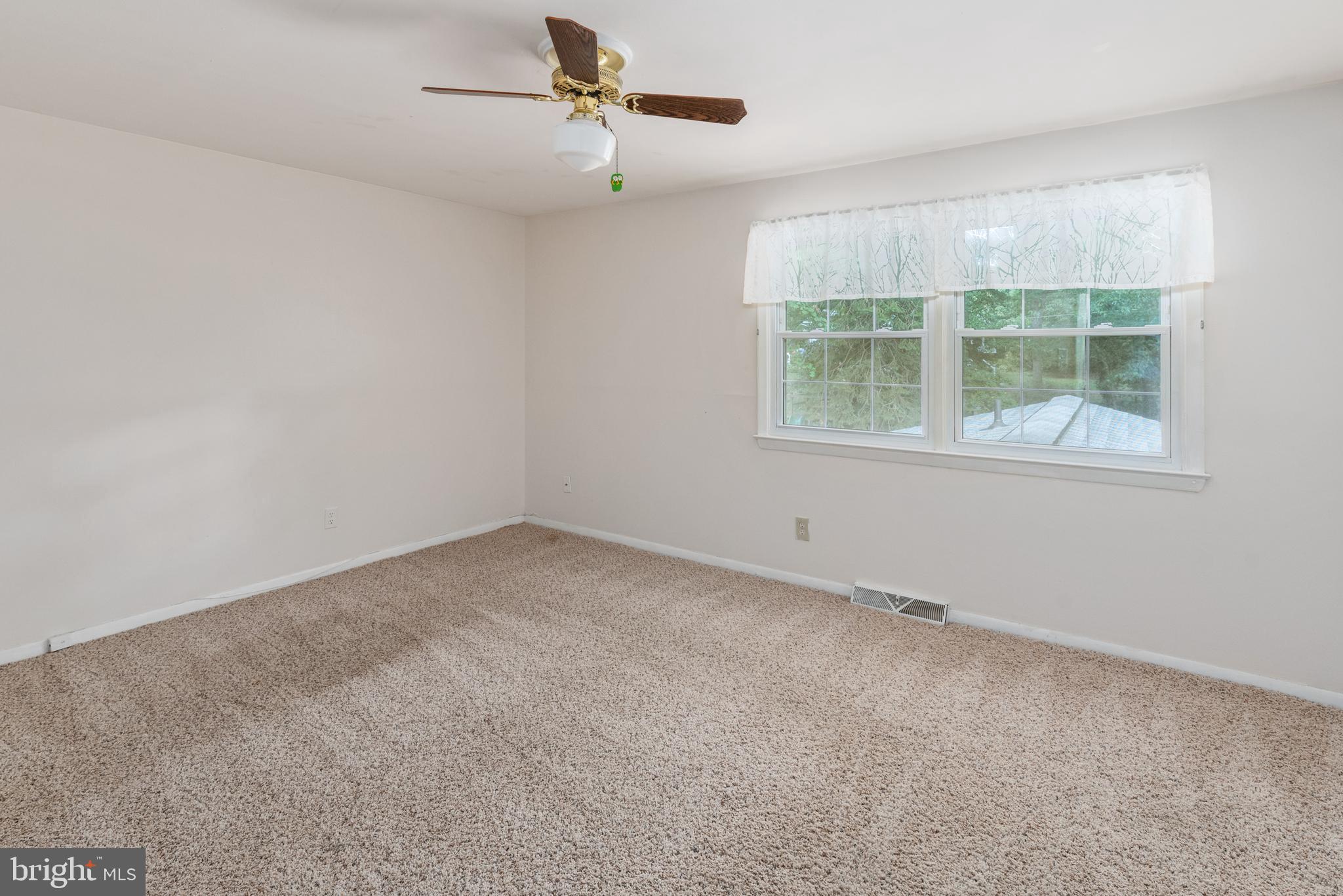 16 Severndale Road Severna Park, MD 21146 - Photo 10 of 37 Gallery Image 10