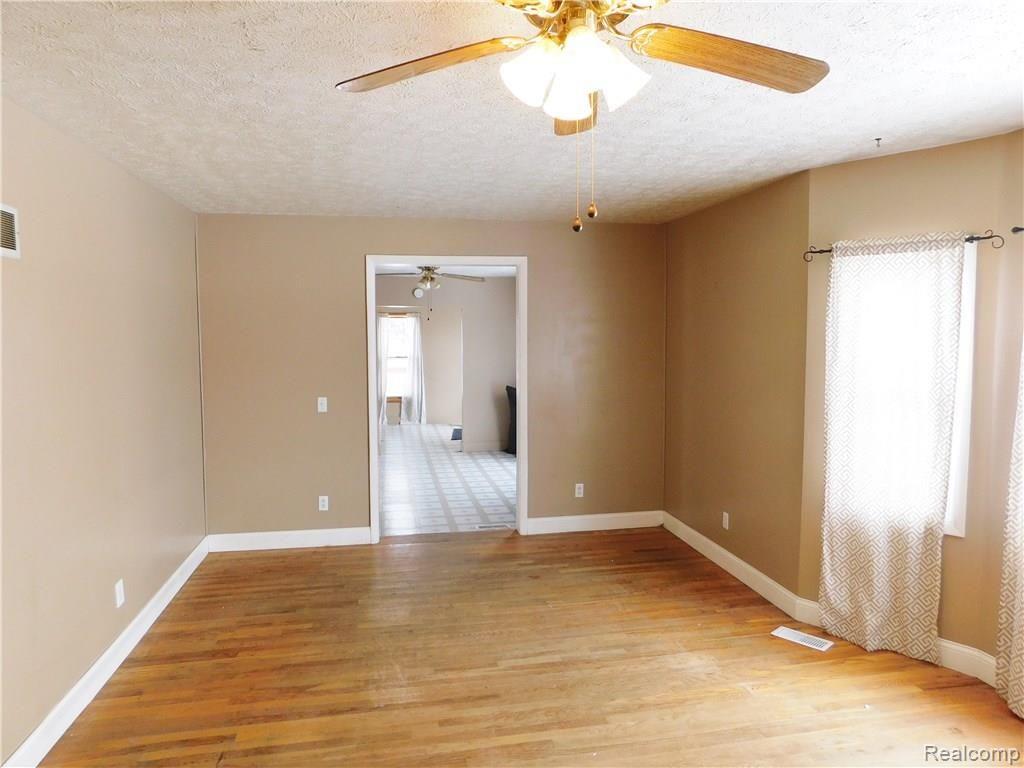 3347 Obrien Road Stockbridge, MI 49285 - Photo 6 of 7 DSCN0133.JPG