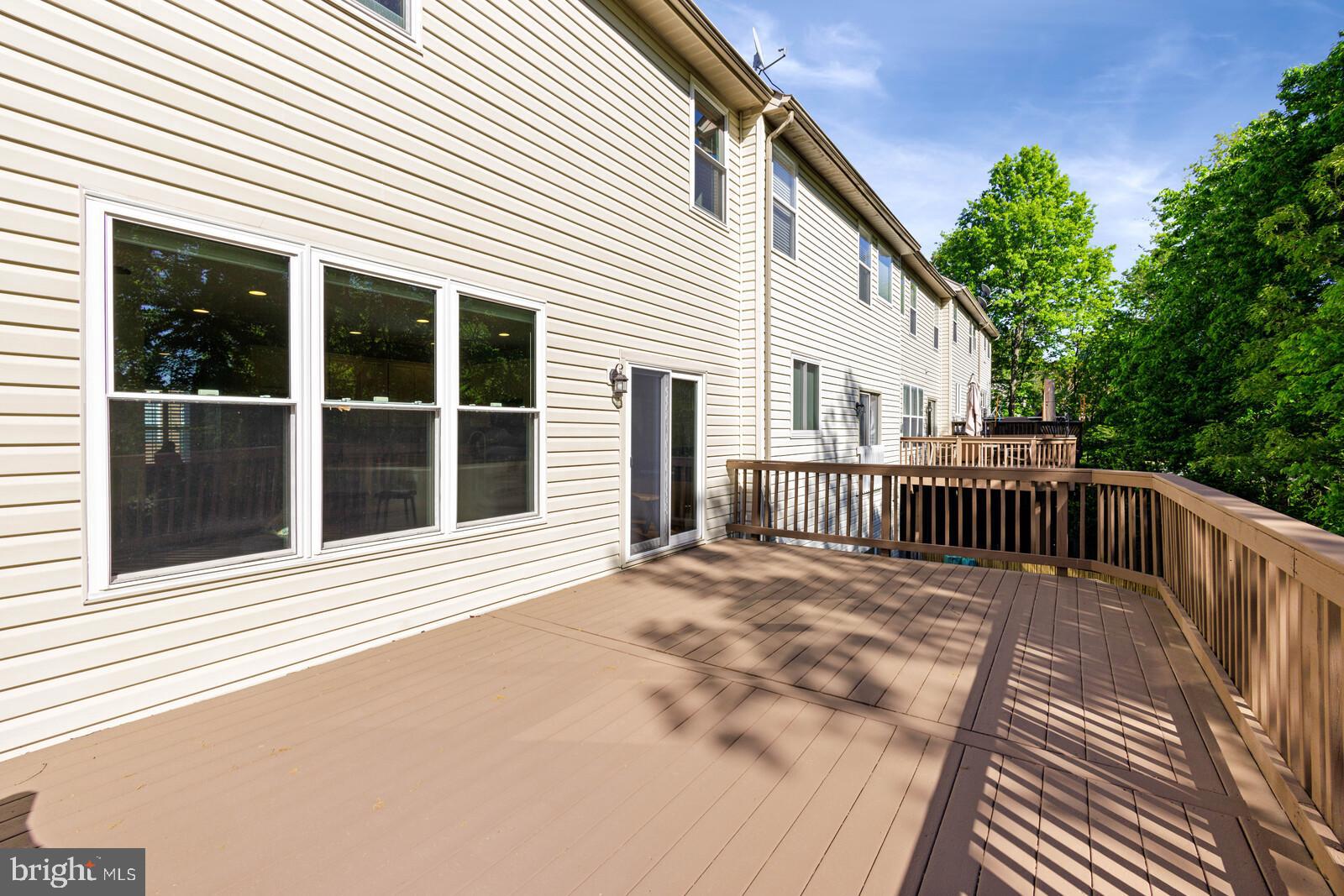20713 Riptide Square Sterling, VA 20165 - Photo 28 of 65 a view of a house with a balcony