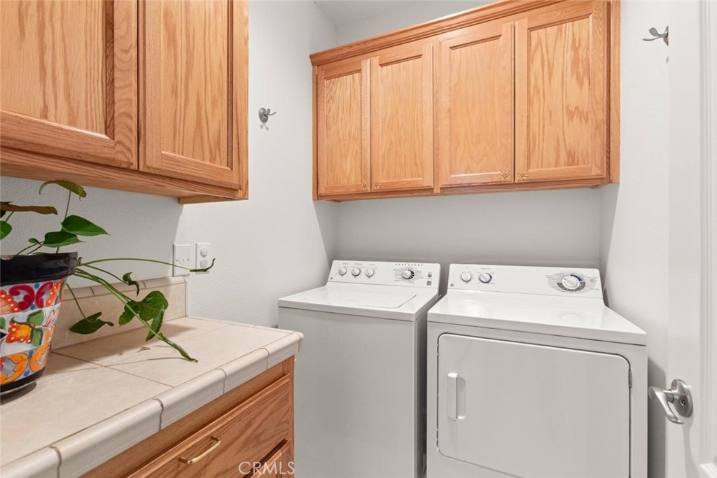7 Hidden Brooke Way Chico, CA 95928 - Photo 17 of 40 Laundry Room