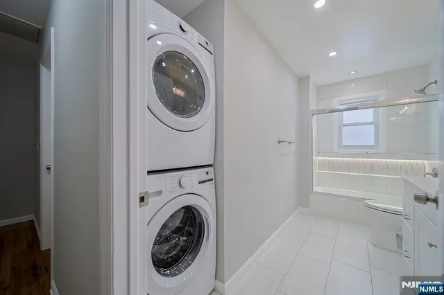 $4,500 | 314 Garibaldi Avenue, Unit 1, Lodi, NJ 07644