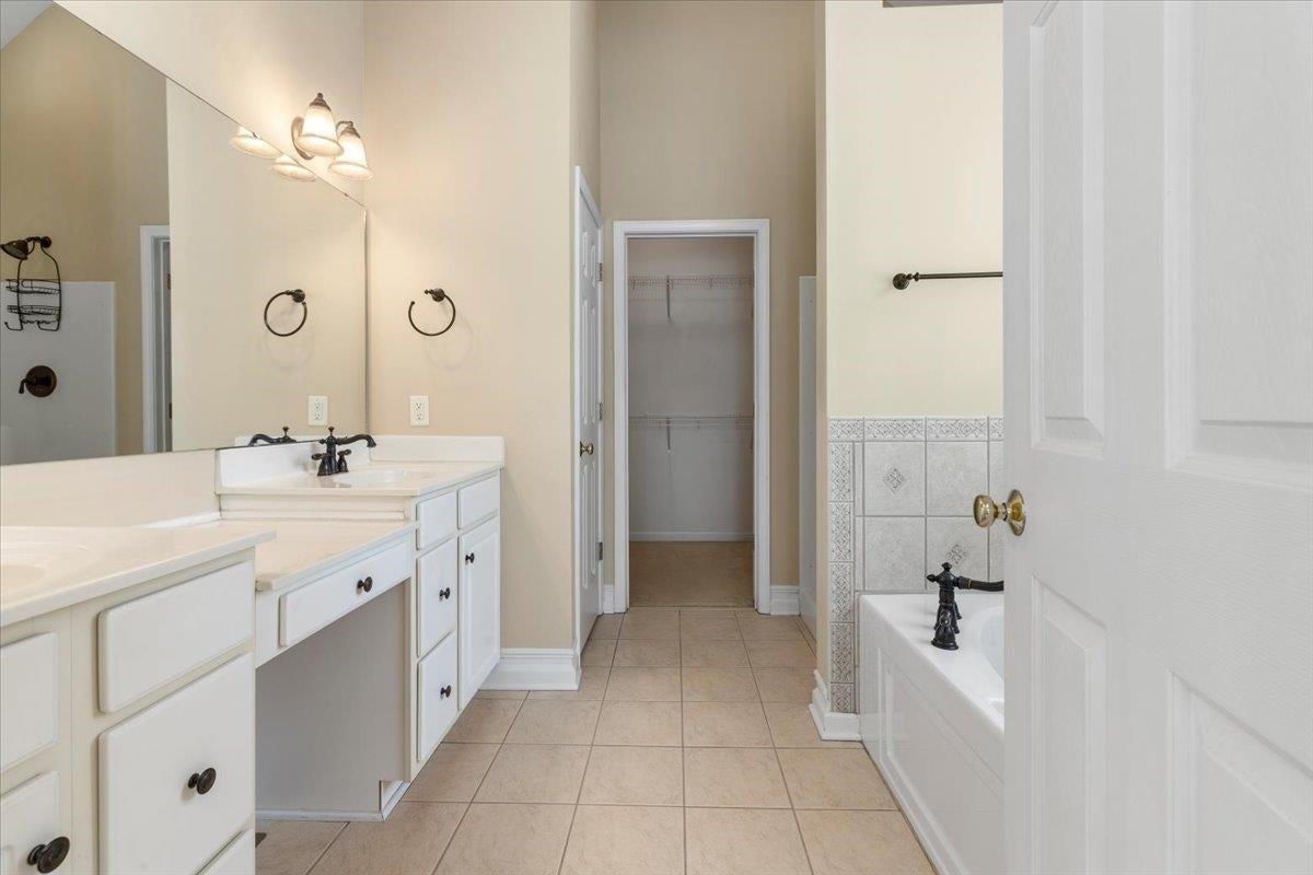 1044 Green Ridge Road Christiansburg, VA 24073 - Photo 38 of 97 Gallery Image 38