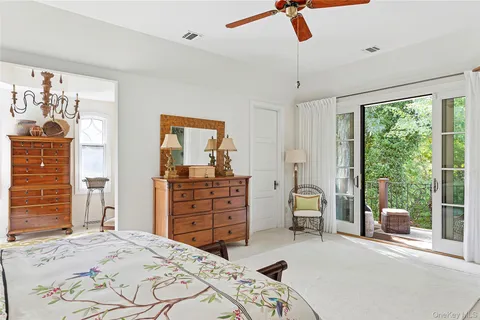 $1,795,000 | 19 Ridge Lane, Miller Place, NY 11764