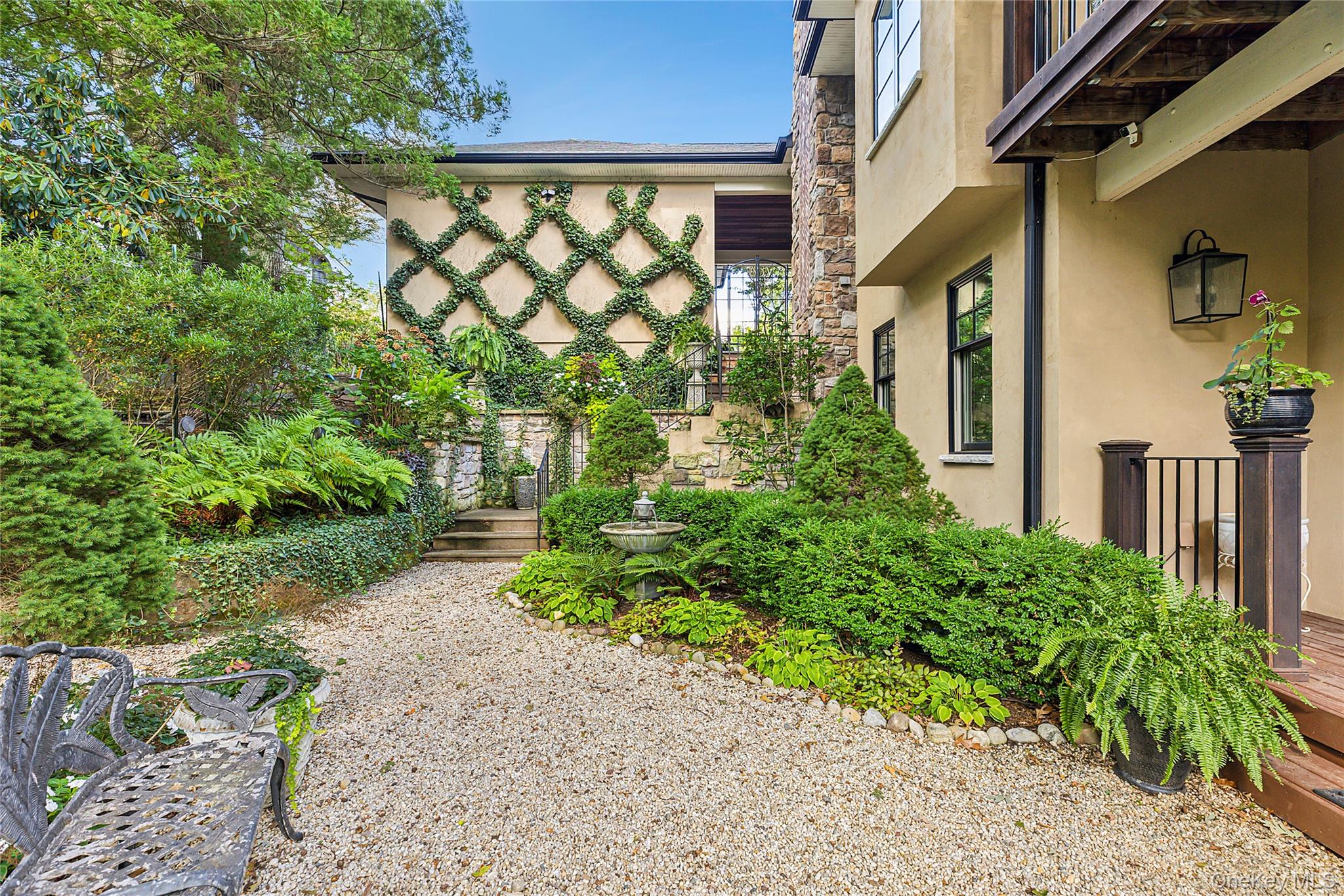 19 Ridge Lane Miller Place, NY 11764 - Photo 23 of 28 View of yard