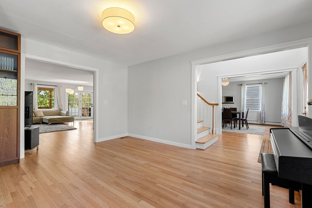 29 Edgehill Road Swampscott, MA 01907 - Photo 17 of 42 Gallery Image 17