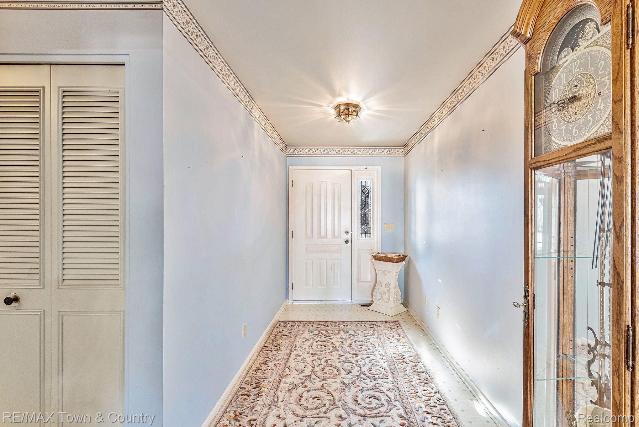 1433 Flushing Road Flushing, MI 48433 - Photo 4 of 28 Gallery Image 4