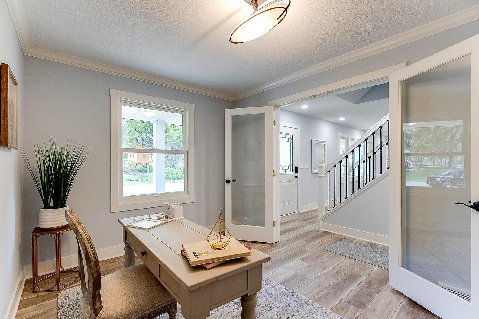 4827 Hamilton Road Minnetonka, MN 55345 - Photo 4 of 49