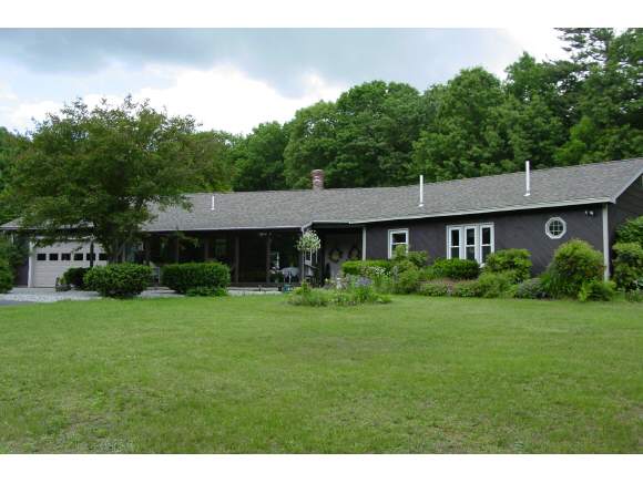 28 Ball Road Kingston, NH 03848 - Photo 1 of 1