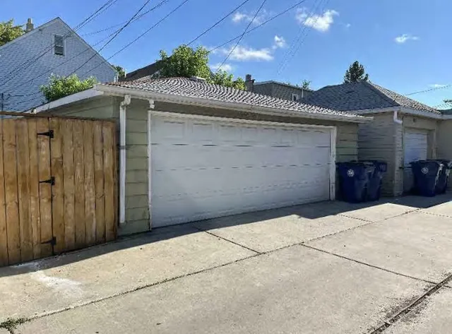 $258,750 | 5335 23rd Place, Cicero, IL 60804