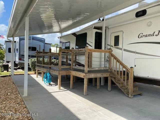a view of a house with sitting area