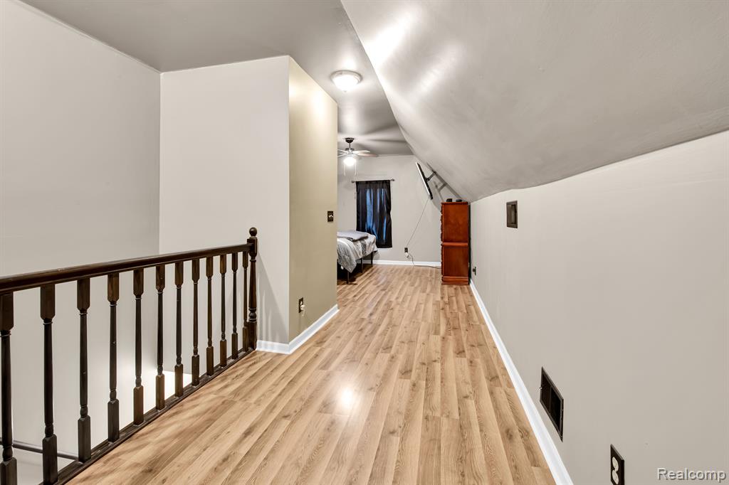 6850 Beech Daly Road Taylor, MI 48180 - Photo 10 of 16
