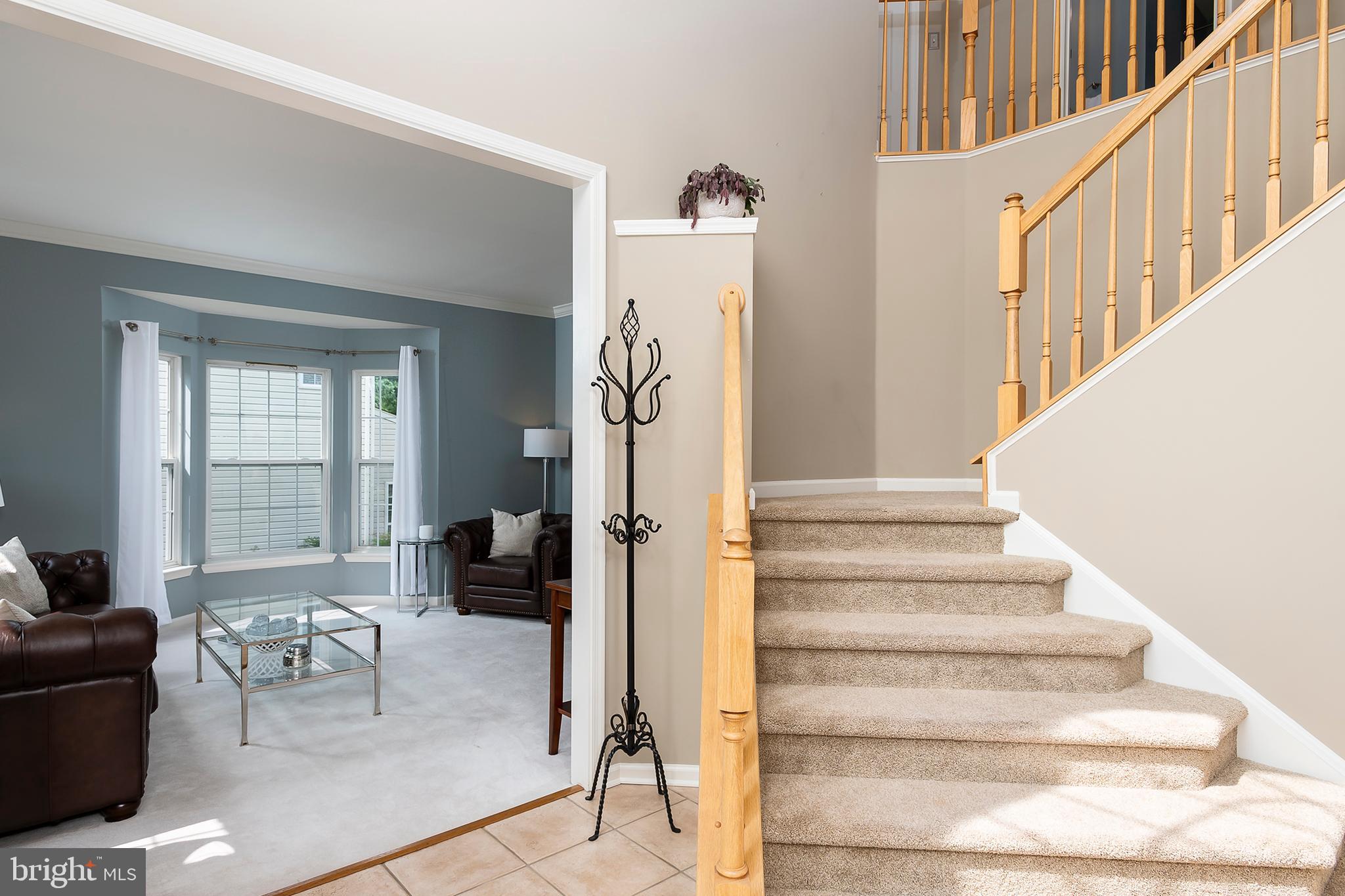 5917 Sandy Ridge Elkridge, MD 21075 - Photo 7 of 51 Foyer View to Living Room