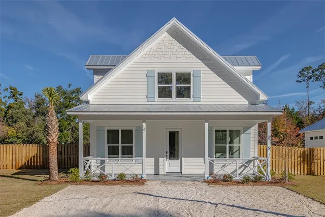 $721,000 | 127 Village Drive, St. Simons Island, GA 31522