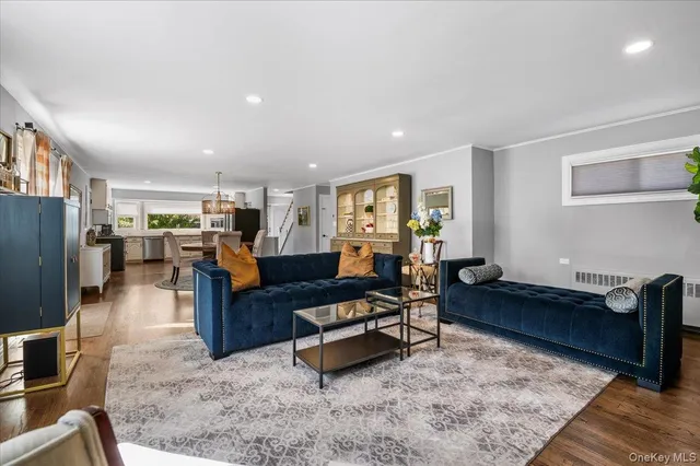 $874,999 | 23 Mahan Road, Old Bethpage, NY 11804