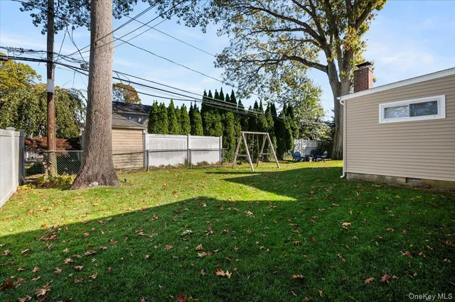 $874,999 | 23 Mahan Road, Old Bethpage, NY 11804