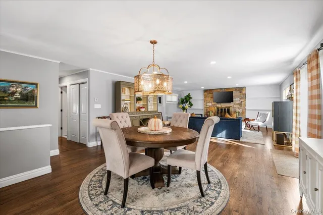 $874,999 | 23 Mahan Road, Old Bethpage, NY 11804