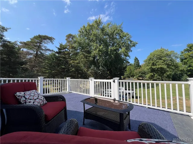 $229,900 | 4477 East Lake Road, Wilson, NY 14172