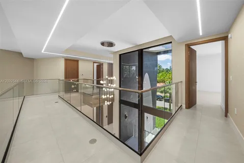 $8,950,000 | 900 Northeast 75th Street, Miami, FL 33138