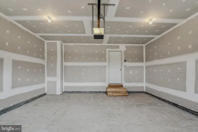 $2,500 | 162 Ludgate Manor, Falling Waters, WV 25419