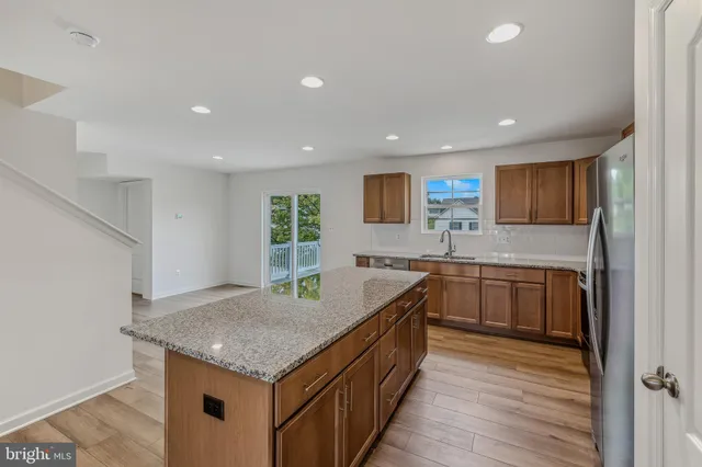 $2,500 | 162 Ludgate Manor, Falling Waters, WV 25419