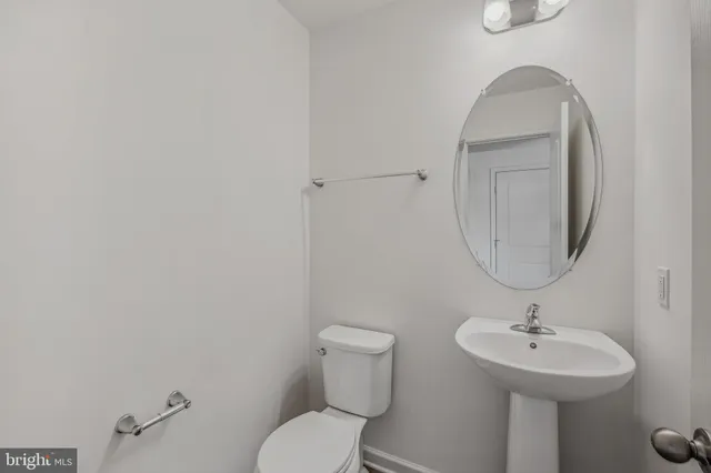 $2,500 | 162 Ludgate Manor, Falling Waters, WV 25419