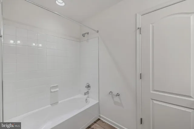 $2,500 | 162 Ludgate Manor, Falling Waters, WV 25419