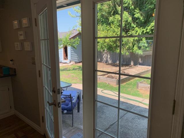 2125 Spring Street Medford, OR 97504 - Photo 22 of 28 French Doors off kitchen to Backyard