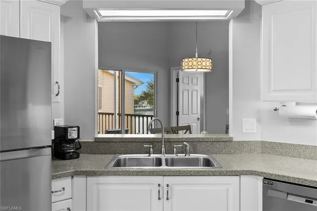 $5,000 | 2651 Citrus Lake Drive, Unit D302, Naples, FL 34109